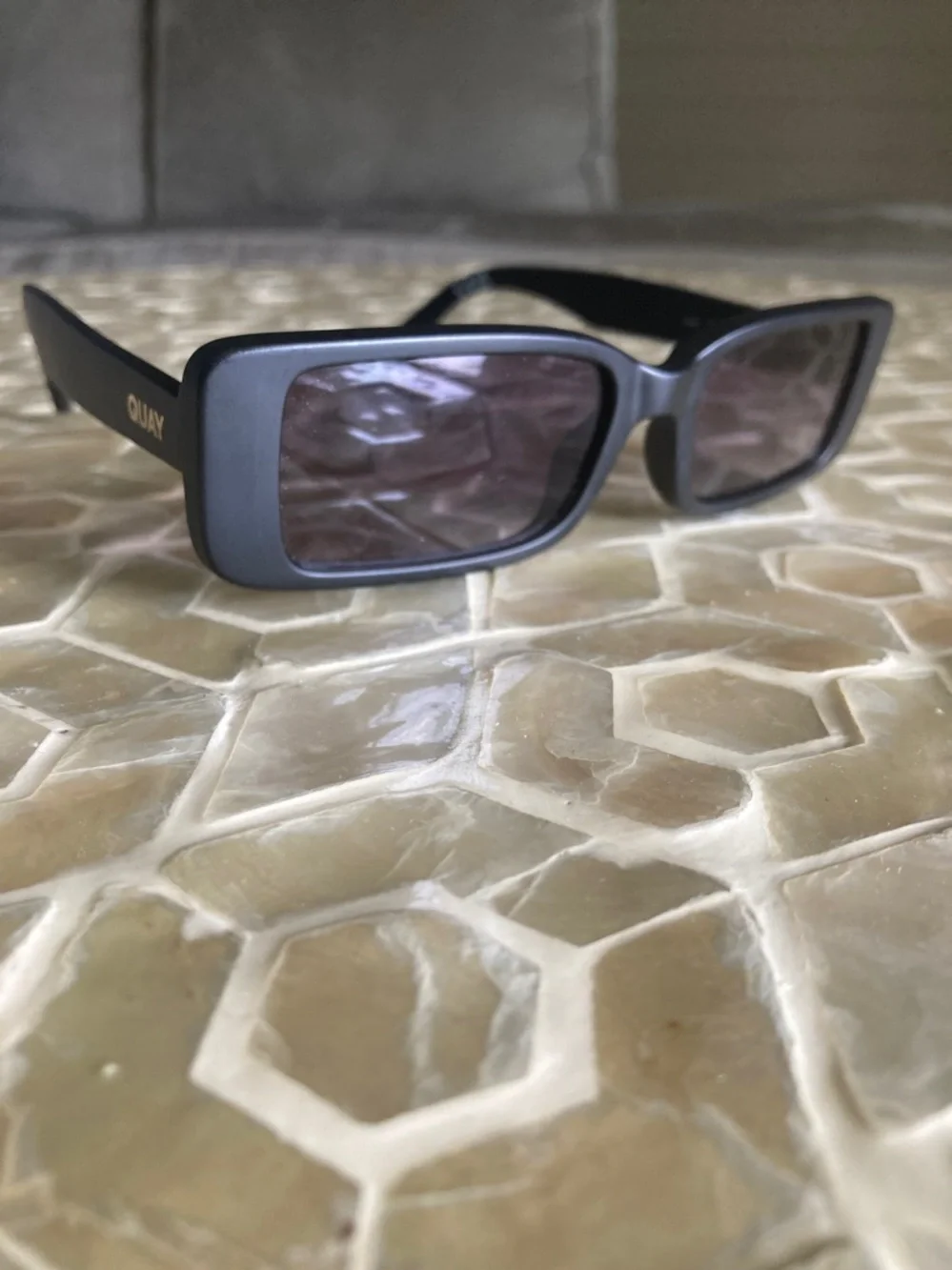 NEW!  Quay Australia Art School 36mm Rectangle Sunglasses